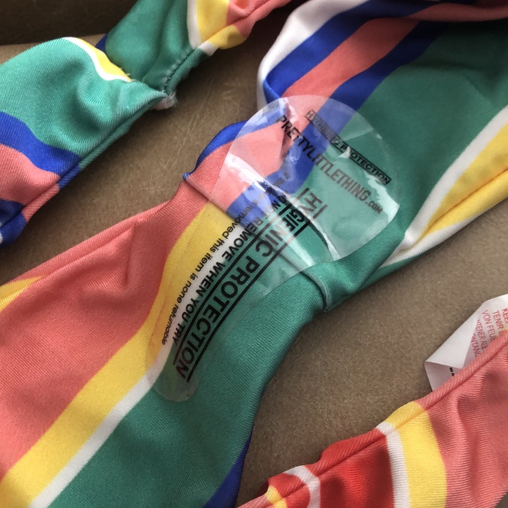 PRETTYLITTLETHING MULTI STRIPE V FRONT BRAZILIAN BIKINI/ ITSY BITSY TOP •16• NWT - Picture 9 of 17